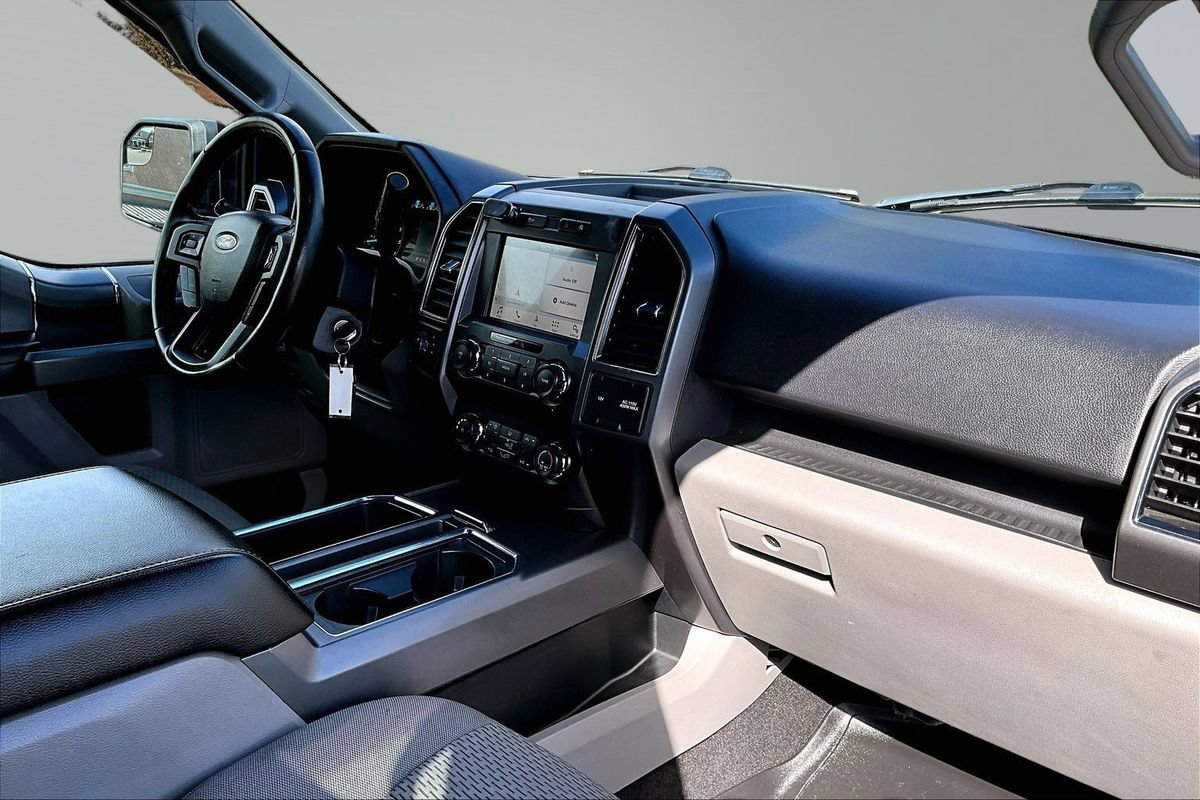 Used 2019 Ford F150 XLT w/ Equipment Group 302A Luxury AWD/4WD image 13