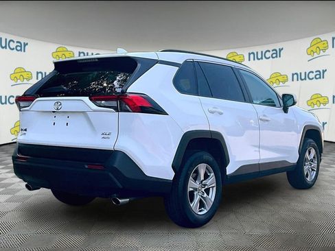 Used 2025 Toyota RAV4 XLE AWD/4WD image 6