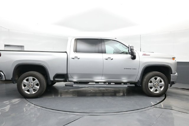 Used 2022 Chevrolet Silverado 3500 LTZ w/ LTZ Plus Package AWD/4WD image 15