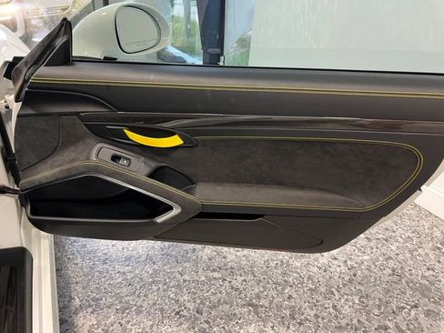 Used 2016 Porsche Cayman GT4 image 33