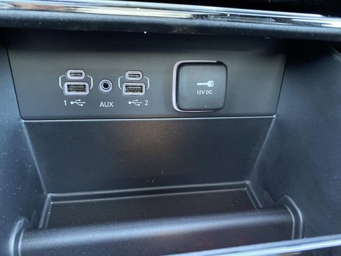 New 2026 Jeep Grand Cherokee Limited w/ Limited Altitude Package AWD/4WD image 12