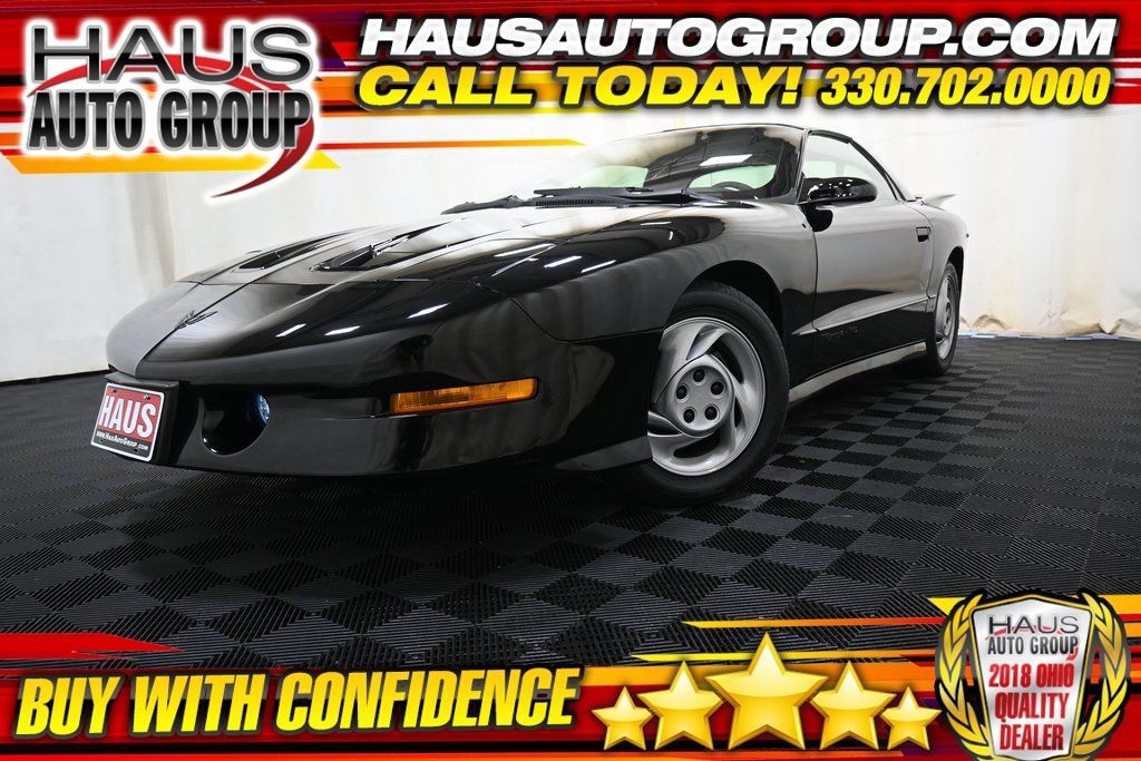 Used 1994 Pontiac Firebird Trans Am RWD image 1