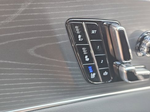 New 2026 Cadillac Lyriq V image 29