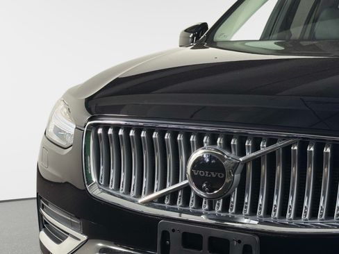 Used 2025 Volvo XC90 B6 Plus AWD/4WD image 11