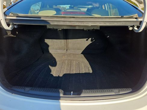 Used 2011 Hyundai Elantra GLS image 21