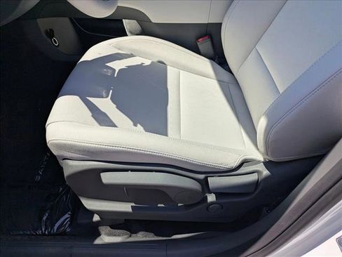 New 2026 Hyundai Santa Fe SE FWD image 4