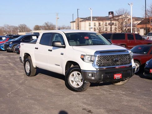 Used 2020 Toyota Tundra SR5 image 3