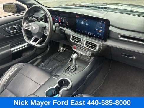 Used 2025 Ford Mustang Premium image 12