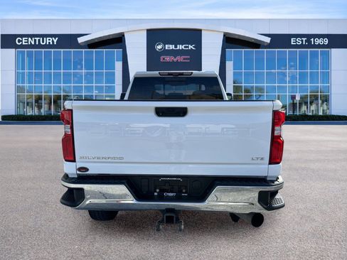 Used 2022 Chevrolet Silverado 3500 LTZ w/ LTZ Premium Package AWD/4WD image 5