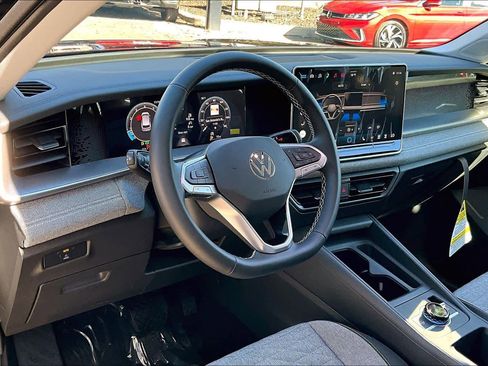 Certified 2026 Volkswagen Tiguan S image 8