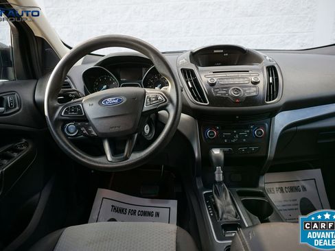 Used 2017 Ford Escape SE AWD/4WD image 28