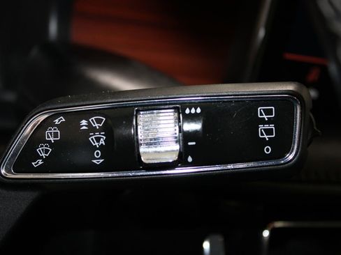 Used 2022 Lincoln Nautilus Reserve FWD image 42