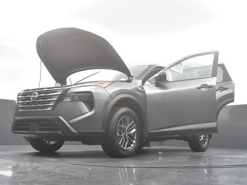 New 2026 Nissan Rogue S image 36