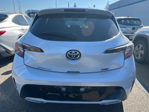 Used 2022 Toyota Corolla XSE FWD image 5