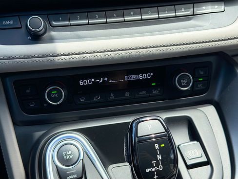 Used 2015 BMW i8 image 30