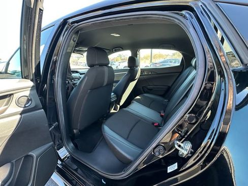 Used 2021 Honda Civic Sport image 18