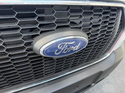 Used 2025 Ford Transit 250 Low Roof w/ Exterior Upgrade Package RWD image 32