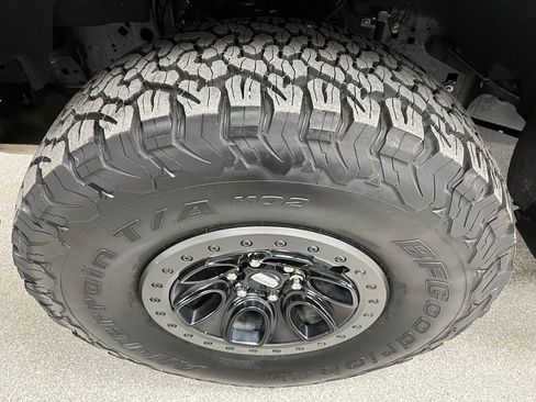 Used 2023 Ford F150 Raptor AWD/4WD image 13