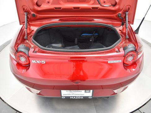 New 2026 MAZDA MX-5 Miata Club RWD image 38
