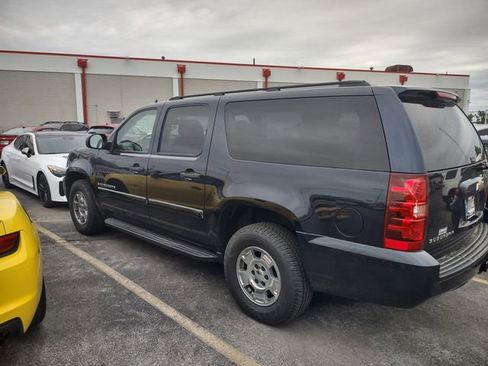 Used 2009 Chevrolet Suburban LS RWD image 13