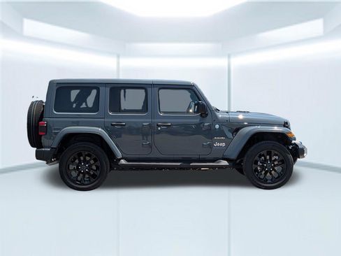 Used 2024 Jeep Wrangler Unlimited Sahara AWD/4WD image 7
