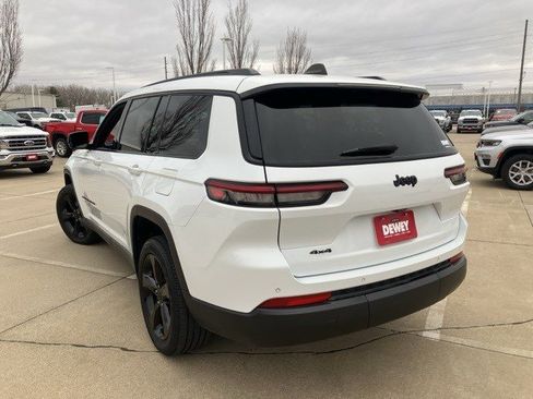 Certified 2023 Jeep Grand Cherokee L Laredo image 8