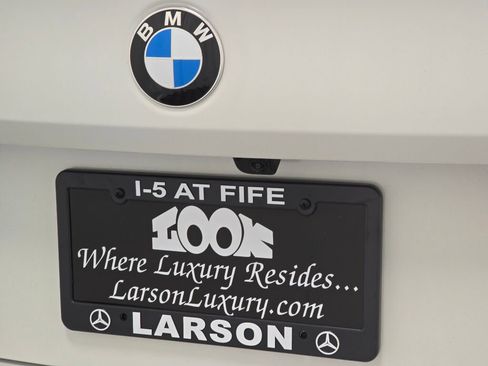 Used 2026 BMW 530i xDrive w/ Premium Package image 31