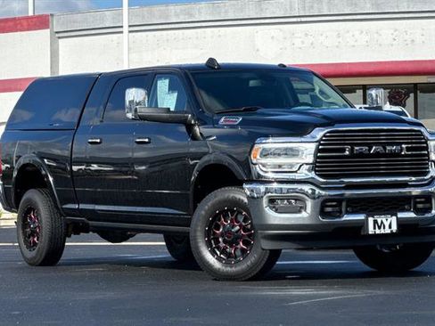 Used 2022 RAM 2500 Laramie image 2