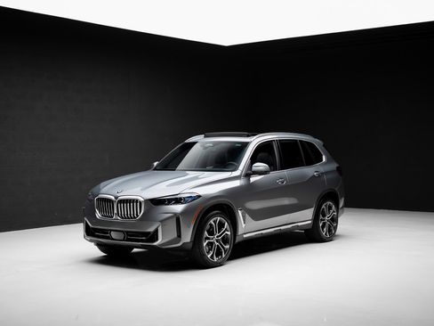 Used 2026 BMW X5 sDrive40i RWD image 4