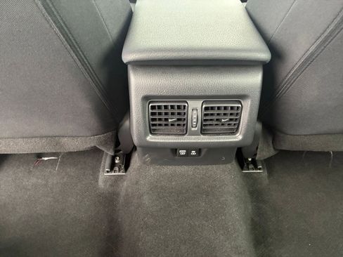 Used 2025 Toyota Camry LE image 24