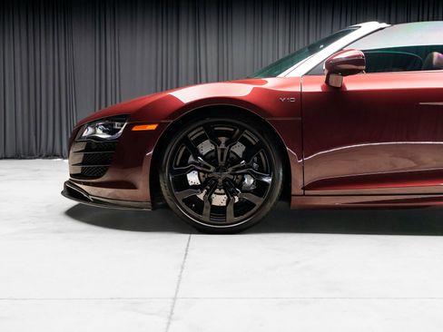 Used 2011 Audi R8 V10 AWD/4WD image 5