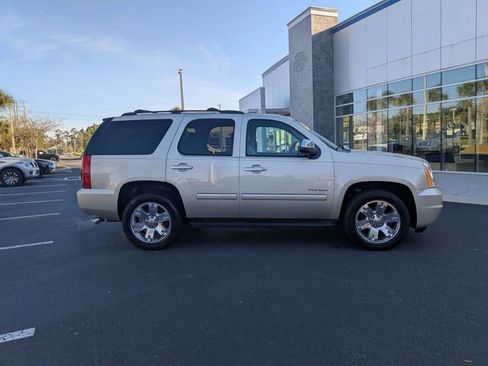 Used 2013 GMC Yukon SLT w/ Regional Value Package image 2