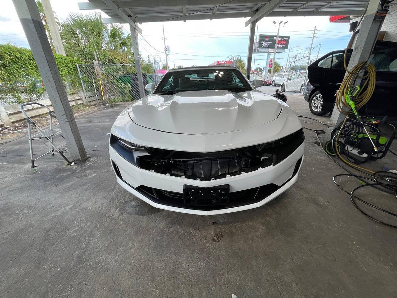 Used 2020 Chevrolet Camaro LT RWD image 1