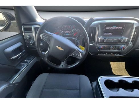 Used 2017 Chevrolet Silverado 1500 LT w/ Midnight Edition image 6