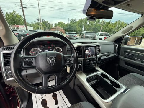 Used 2019 RAM 1500 Big Horn AWD/4WD image 22