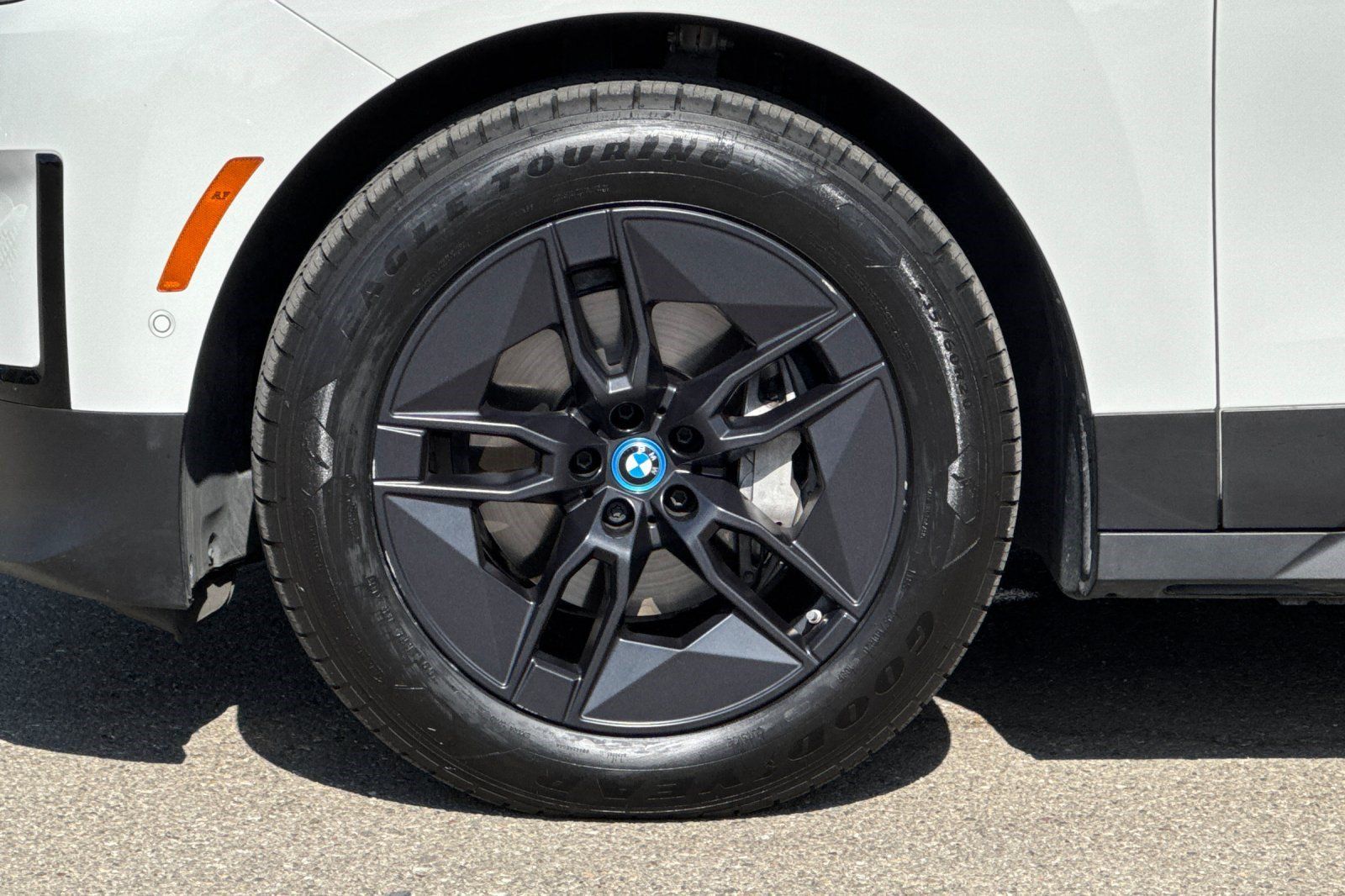 Certified 2024 BMW iX xDrive50 AWD/4WD image 39