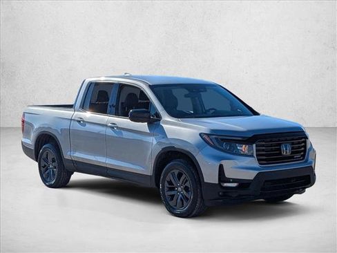 Used 2021 Honda Ridgeline Sport image 3
