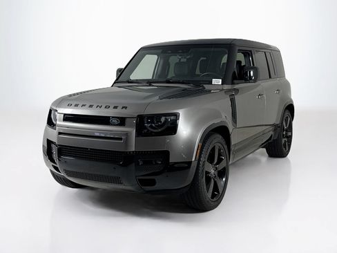 Used 2025 Land Rover Defender 110 X-Dynamic SE AWD/4WD image 1