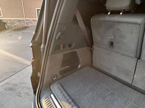 Used 2022 Jeep Grand Wagoneer Series II w/ Flexible Seating Group image 65