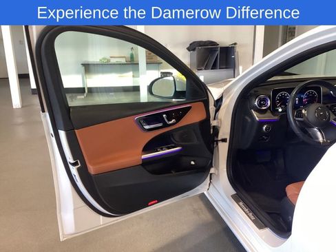 Used 2022 Mercedes-Benz C 300 4MATIC Sedan image 10