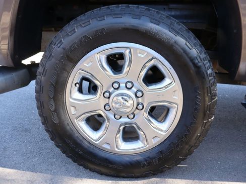 Used 2018 RAM 2500 Laramie image 42