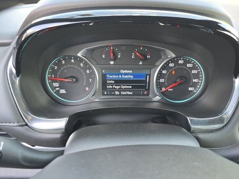 Used 2023 Chevrolet Traverse LT FWD image 30