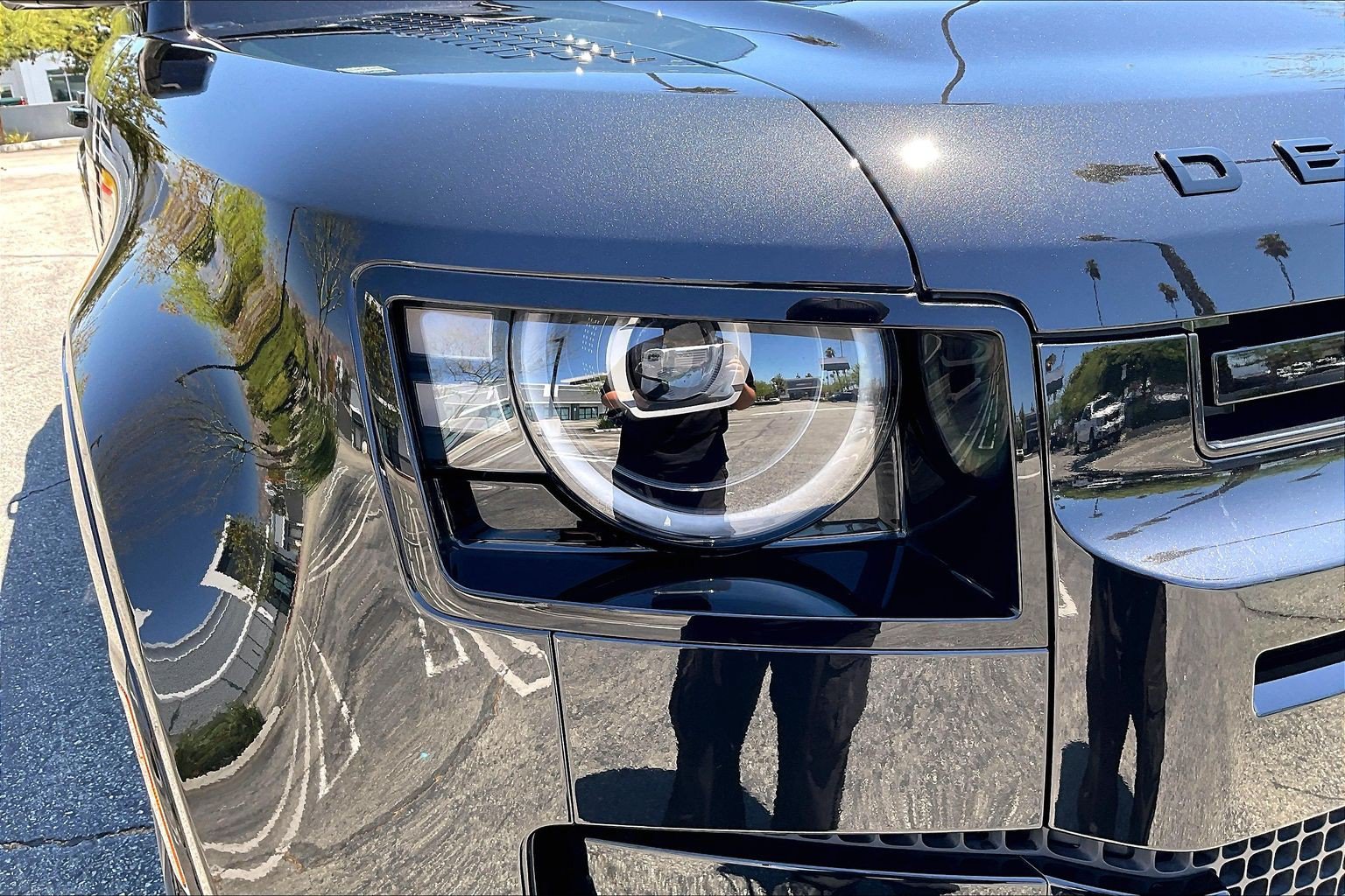 New 2026 Land Rover Defender 110 X-Dynamic SE AWD/4WD image 19
