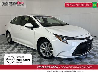 Used 2022 Toyota Corolla XLE video 1