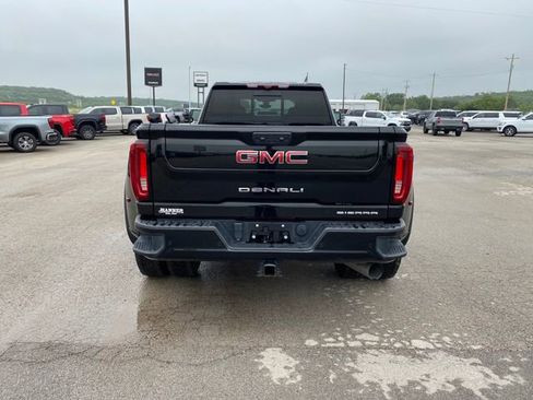 Used 2023 GMC Sierra 3500 Denali w/ Denali Ultimate Package AWD/4WD image 5