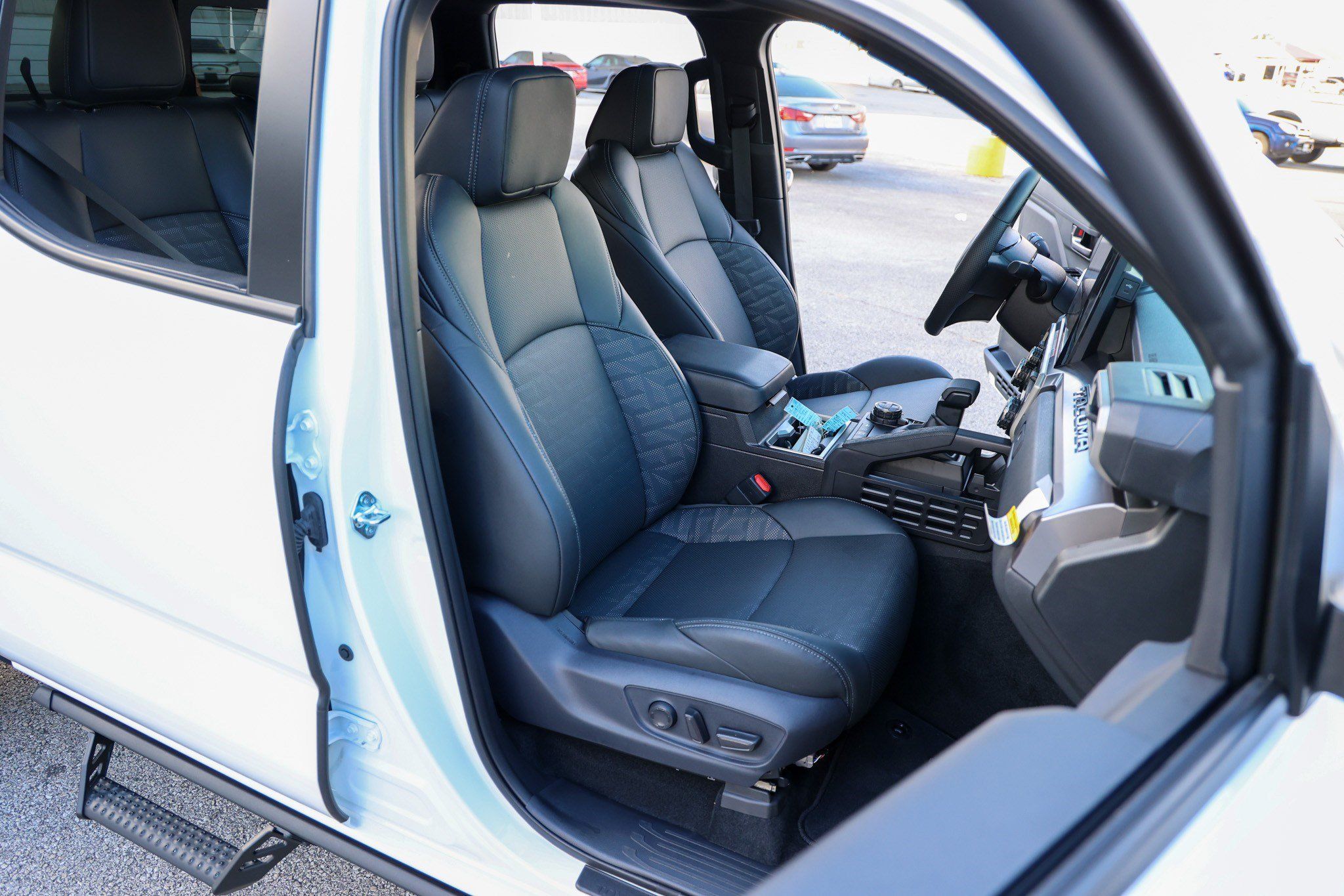 Certified 2026 Toyota Tacoma TRD Off-Road w/ TRD Off Road Premium Package AWD/4WD image 47
