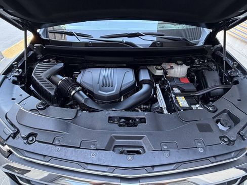 Used 2025 Chevrolet Traverse LT w/ Driver Confidence Package AWD/4WD image 35