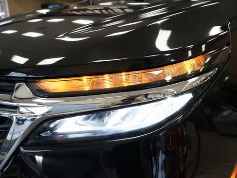 Used 2023 Chevrolet Equinox LS w/ Driver Confidence II Package image 22