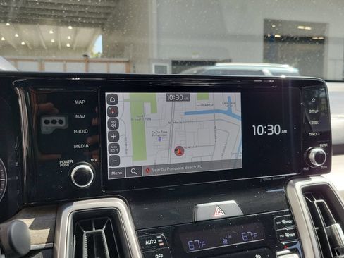 Certified 2023 Kia Sorento EX w/ Panoramic Sunroof Package FWD image 30