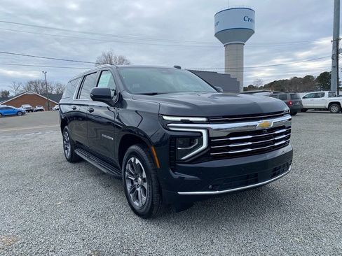 New 2026 Chevrolet Suburban LT w/ Comfort Package image 1